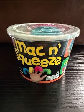NEE DOH Mac n' Squeeze Finger Putty Toy - Multicolor